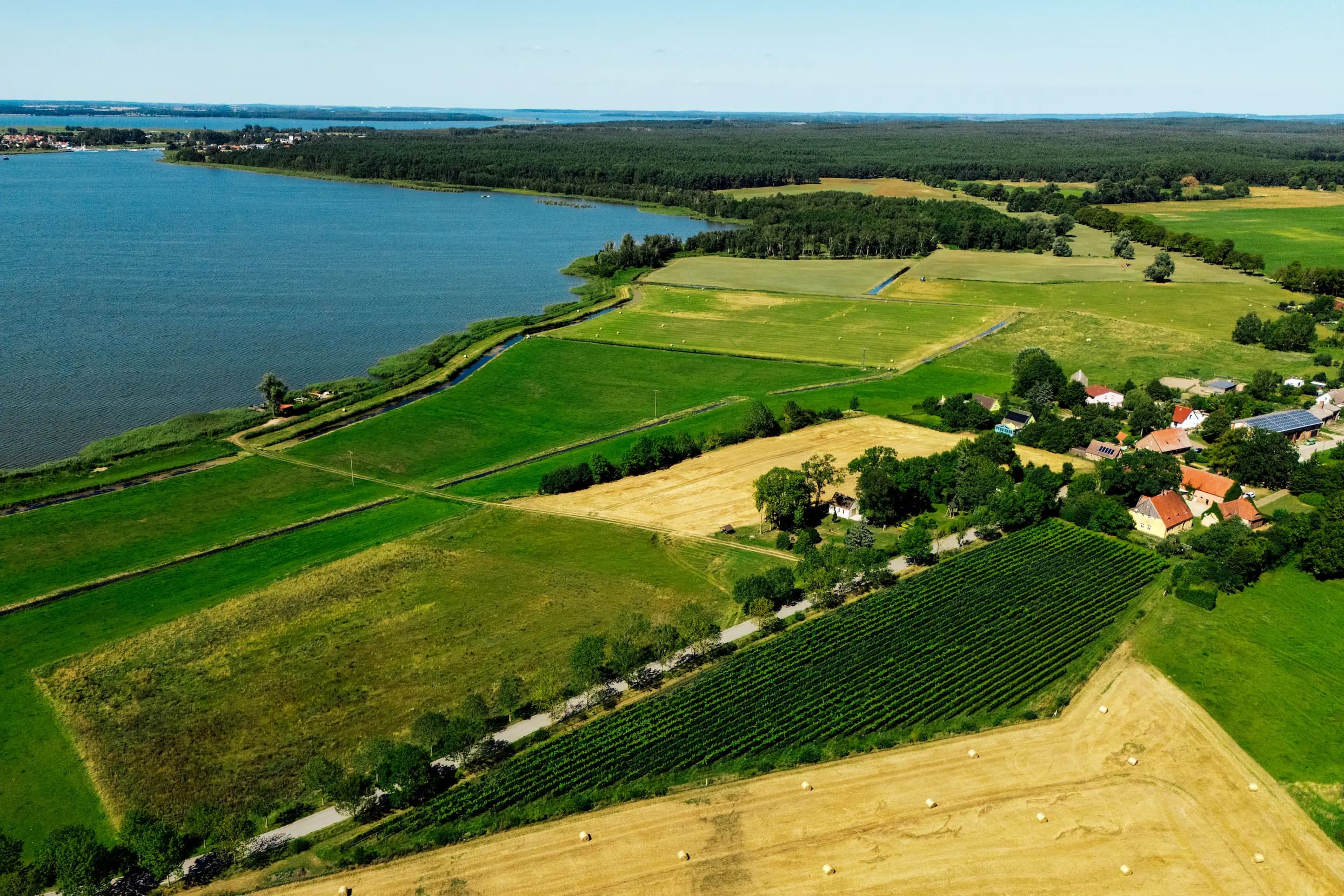 Lage des Ferienguts Welzin auf der Insel Usedom zwischen Stettiner Haff und Usedomer See
